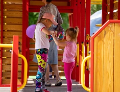 Ещё одну инклюзивную детскую площадку открыли в Благовещенске