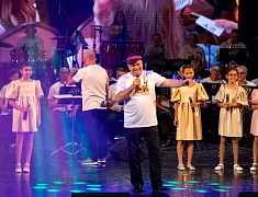 Финальный этап IX Международного фестиваля «Детство на Амуре», который завершился гала-концертом, состоялся в Благовещенске