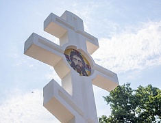 В день города прошли торжественные церемонии возложения цветов