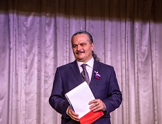 Знаки «50 лет Байкало-Амурской магистрали» вручили благовещенцам