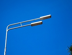 Мэр Олег Имамеев оценил ход работ на стадионе Алексеевской гимназии