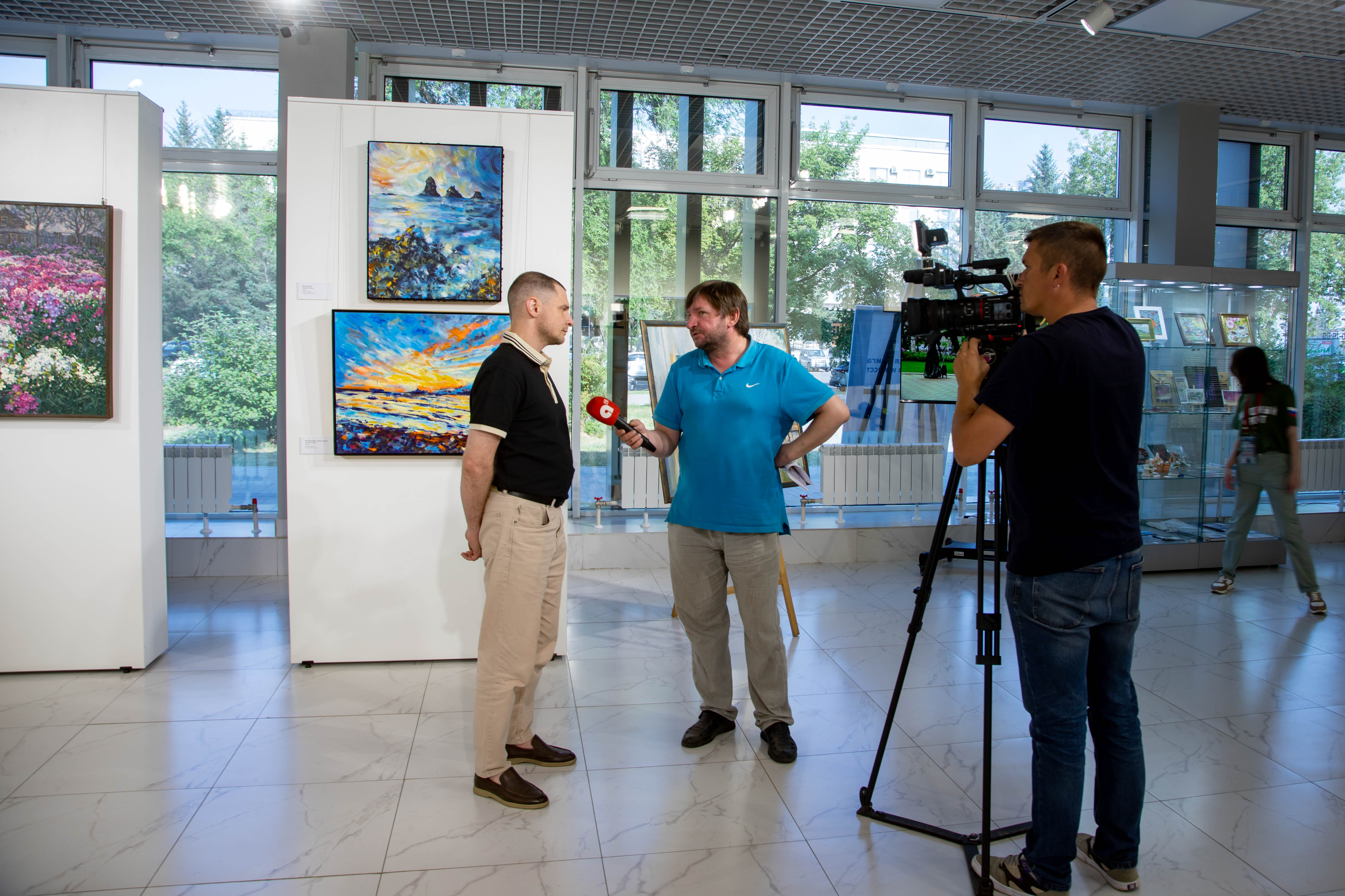 Благотворительная ярмарка в поддержку бойцов спецоперации