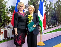  В Благовещенске чествовали работников бытового обслуживания населения