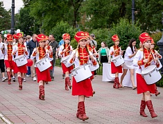 По Благовещенску прошел «Парад семей»