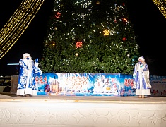 «Валенки-шоу» развернулось на главной площади Благовещенска 31 декабря