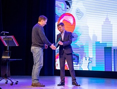  В Благовещенске прошел концерт ко Дню работников бытового обслуживания населения и жилищно-коммунального хозяйства