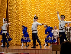 В Благовещенске в честь 84 дня рождения ДВОКУ личному составу вручили награды