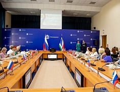 Представителей сферы торговли чествовали в Благовещенске