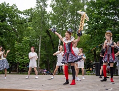 В Первомайском парке Благовещенска появилась шахматная площадка