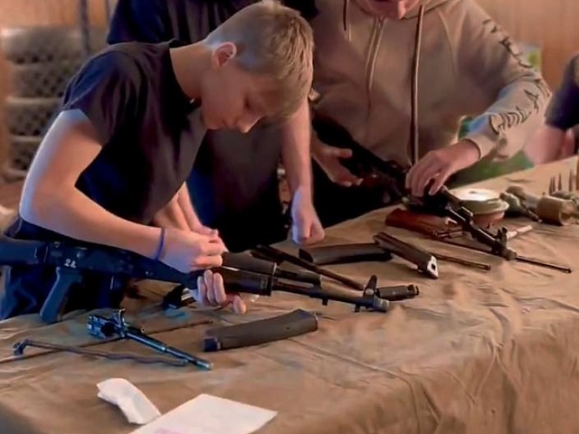 Городской турнир по тактическому лазертагу объединил более сотни благовещенских школьников