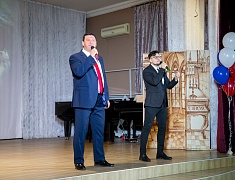  В Благовещенск прилетело звездное жюри «Детства на Амуре»