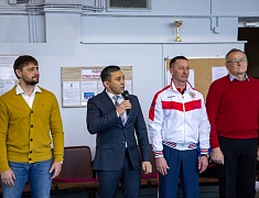 На юбилейные соревнования по спортивной гимнастике в Благовещенск прибыли спортсмены из Дальнего Востока и Сибири