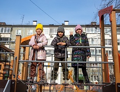 В центре Благовещенска преобразили ещё одну территорию, благоустроенную по программе «1000 дворов» 