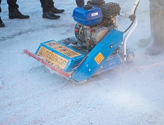 В Благовещенске закупили новую уборочную технику