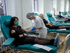 Сотрудники администрации Благовещенска стали донорами