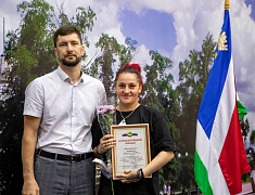 Накануне Дня работника торговли в Благовещенске чествовали руководителей, продавцов, менеджеров и официантов