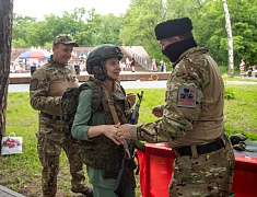 В Первомайском парке Благовещенска появилась шахматная площадка