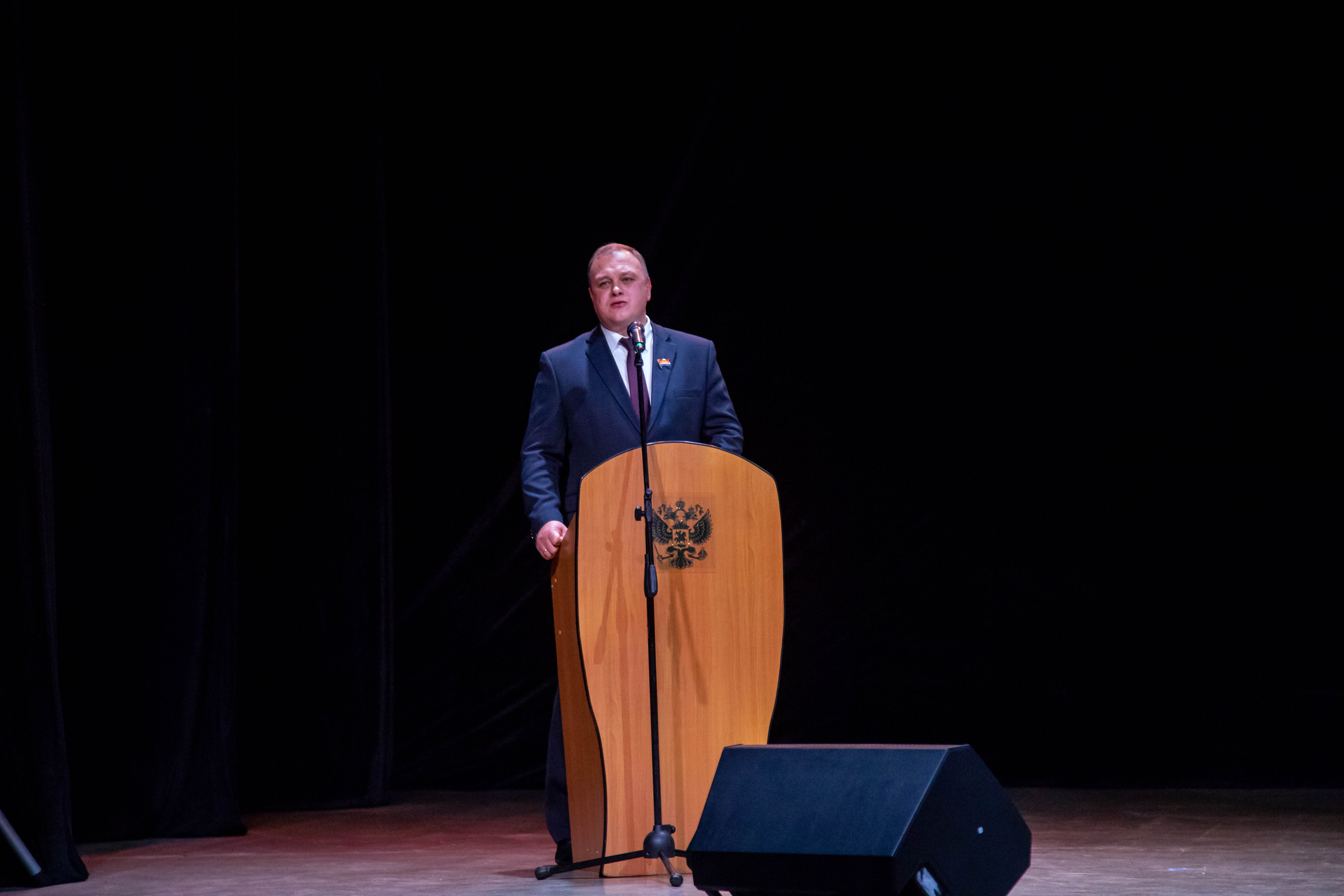 В Благовещенске судебных приставов поздравили с профессиональным праздником 