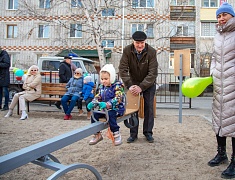 Торжественное открытие обновленного двора на ДОС, 18