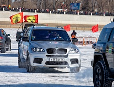 Автомобильные гонки в рамках Международного российско-китайского фестиваля зимних видов спорта