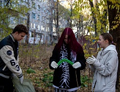 В Благовещенске в рамках «Город берегу» прошел субботник «Чистые игры»