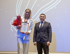 Мэр Благовещенска Олег Имамеев поздравил энергетиков с профессиональным праздником