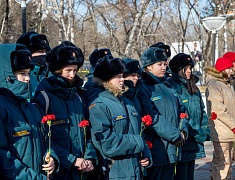 В Благовещенске почтили память воинов-интернационалистов