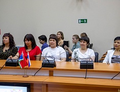 Накануне Дня работника торговли в Благовещенске чествовали руководителей, продавцов, менеджеров и официантов