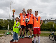 Мэр Олег Имамеев поздравил участников «Дворового турнира» с закрытием сезона