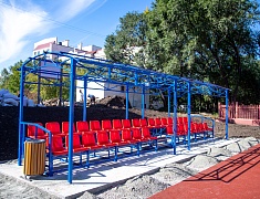 Мэр Олег Имамеев оценил ход работ на стадионе Алексеевской гимназии