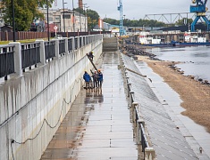 Мэр Благовещенска Олег Имамеев провел выездное рабочее совещание по строительству 10-го участка берегоукрепления набережной