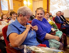 Знаки «50 лет Байкало-Амурской магистрали» вручили благовещенцам