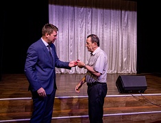 Знаки «50 лет Байкало-Амурской магистрали» вручили благовещенцам