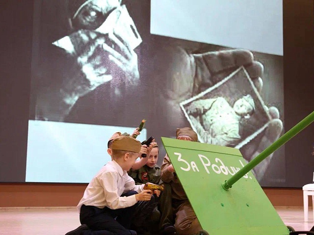 «Память о подвиге»: более 400 благовещенских школьников узнали новые факты об одной из самых трагичных страниц отечественной истории 