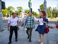 Мэр Благовещенска Олег Имамеев провел рабочее совещание по благоустройству сквера Приемыхова
