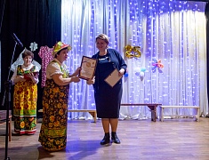 Юбилейное 25-летие празднуют ветераны просвещения города