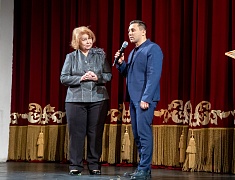 Амурский областной театр драмы отметил 140-летие