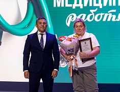 Мэр города Олег Имамеев поздравил медиков с их профессиональным праздником