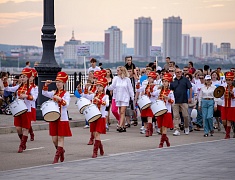 По Благовещенску прошел «Парад семей»
