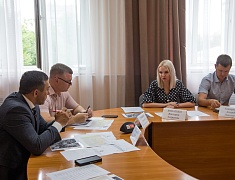 Олег Имамеев собрал оперативное совещание по организации безопасного движения на участке в районе Игнатьевского шоссе – Тепличной