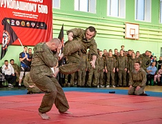 В стенах ДВОКУ прошёл чемпионат по армейскому рукопашному бою