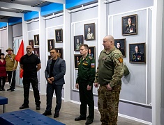 Открытие персональной выставки Олега Семенца «Горячий ветер»