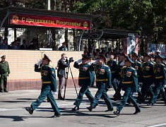 Благовещенские курсанты приняли воинскую присягу на плацу ДВОКУ