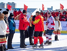 Соревнования по хоккею в рамках Международного российско-китайского фестиваля зимних видов спорта