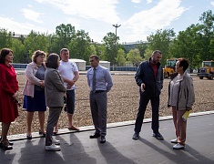 Рабочее совещание мэра Благовещенска Олега Имамеева по строительству умной спортивной площадки в Моховой пади