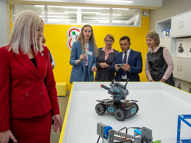 Первый в Амурской области технопарк на базе школы заработал в главном корпусе гимназии № 25 имени героя России Андрея Иванова