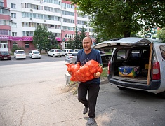 Мэр Олег Имамеев посетил добровольческий пункт помощи бойцам СВО