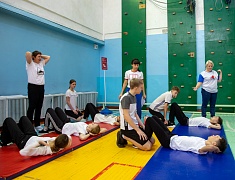 Нормативы комплекса ГТО выполнили педагоги и ученики 26 школы Благовещенска