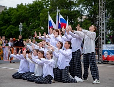 Концерт в поддержку военнослужащих СВО прошёл в Благовещенске