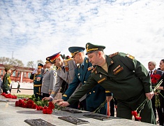 Церемония возложения цветов, посвященная 79-летию Победы в Великой Отечественной войне